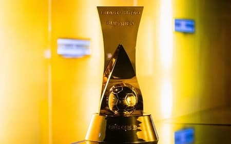 Troféu da Série B do Brasileirão (Foto: Junior Souza/CBF)