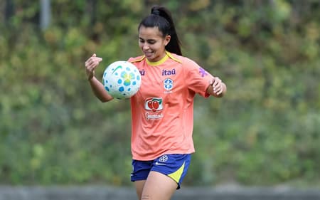 Mariza durante treino da Seleção Feminina Lívia Villas Boas/Staff Images/CBF
