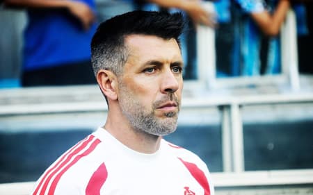 Paulo Pezzolano na Arena do Grêmio (Foto: Donaldo Hadlich/Código19/Gazeta Press)