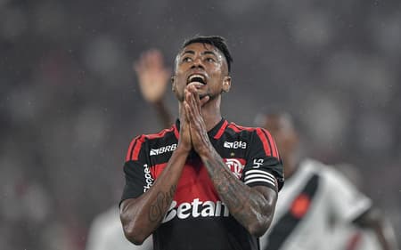 Torcedores reagem à fala de Bruno Henrique sobre o Palmeiras: ‘Aprende Gerson’