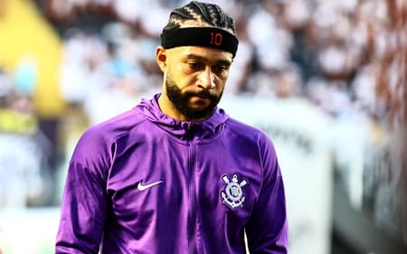 Memphis Depay marcou o gol que abriu o placar para o Corinthians (Foto: Luis Moura/Wpp/Gazeta Press)