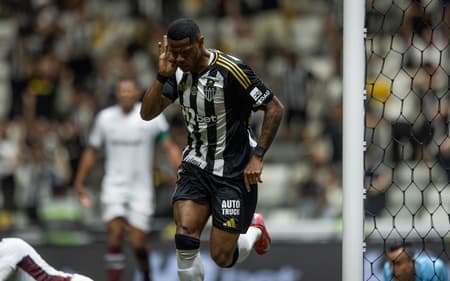 Júnior Santos comemorando gol pelo Atlético-MG (Foto: Pedro Souza / Atlético)