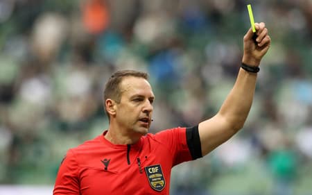 Árbitro Lucas Paulo Torezin, do Paraná (Foto: Cesar Greco/Palmeiras)