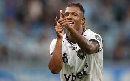 Danilo foi o destaque do Botafogo contra o Grêmio (Foto: Vítor Silva/Botafogo)