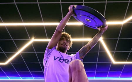 Medina foi regularizado e pode estrear pelo Botafogo (Foto: Vítor Silva/Botafogo)