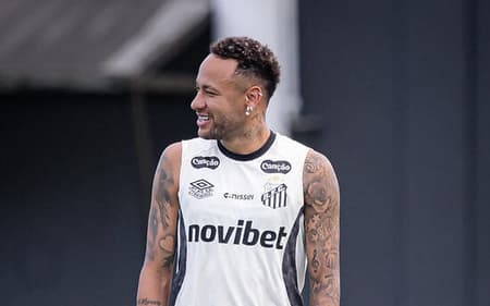 Neymar durante treino do Santos no CT Rei Pelé. (Foto: Raul Baretta/ Santos FC)