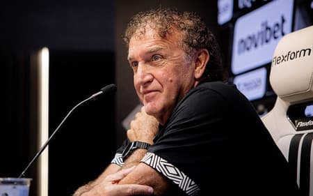 Cuca iniciou a quarta passagem no Santos. (Foto: Raul Baretta/ Santos FC)