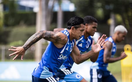 Treino, na Toca 2 (Foto: Gustavo Aleixo/Cruzeiro)