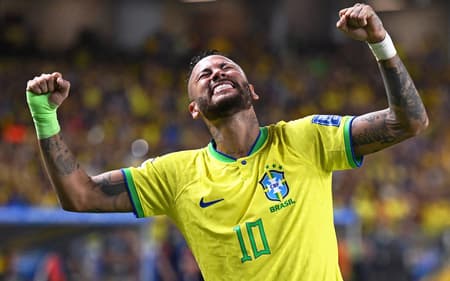 Neymar atuando pela Seleção Brasileira (Foto: Carl de Souza/AFP)