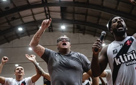 Léo Figueiró, técnico do Vasco no NBB (Foto: Reprodução/ Instagram)