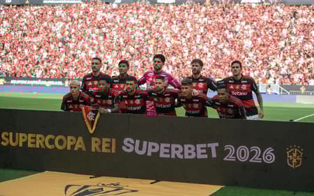 Elenco do Flamengo em final da Supercopa do Brasil (Foto: DELMIRO DOS SANTOS JUNIOR/Mochila Press/Gazeta Press)