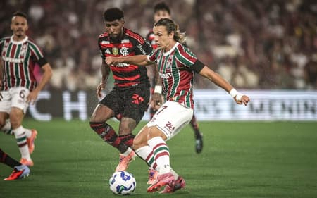 Flamengo e Fluminense em duelo pelo Brasileirão de 2025 (Foto: Thiego Mattos/Pera Photo Press/Gazeta Press)