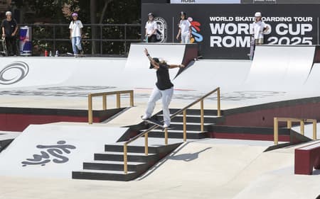 Pamela Rosa na Copa do Mundo de Skate Street Roma 2025 (foto: Julio Detefon / CBSk)
