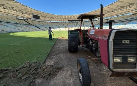 Maracanã passa por manutenção no gramado (Foto: Divulgação)