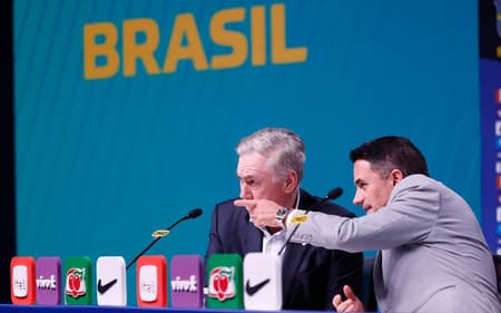 Carlo Ancelotti e Rodrigo Caetano durante convocação da Seleção Brasileira para os amistosos com Tunísia e Senegal