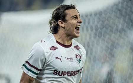 Canobbio comemora seu gol no jogo do Fluminense contra o Vasco