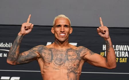 Charles do Bronx em pesagem do UFC 326 (Foto: Reprodução/Instagram/UFC Brasil)