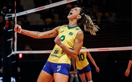 Carol Gattaz no Mundial de vôlei (Divulgação/FIVB)