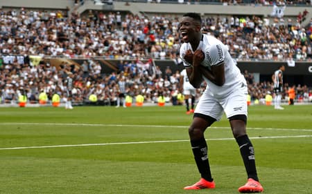 Luiz Henrique comemora gol pelo Botafogo na final da Libertadores