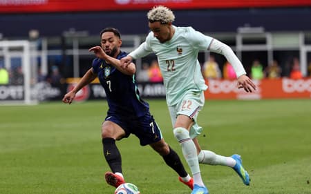 Matheus Cunha durante amistoso do Brasil contra França nos Estados Unidos