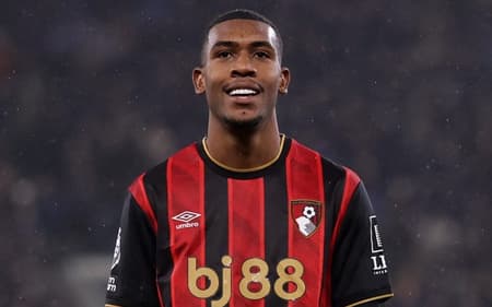 Rayan marcou o gol de empate do Bournemouth sobre o Everton pela Premier League (Foto: Divulgação/Bournemouth)