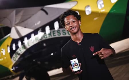 Zé Lucas, volante do Sport e da Seleção Brasileira