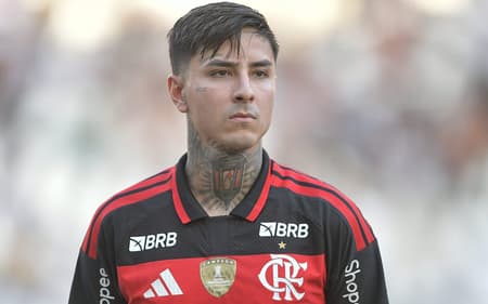 Erick Pulgar em ação pelo Flamengo (Foto:Thiago Ribeiro/AGIF/Folhapress)