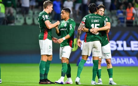 Time do Palmeiras comemora vitória no Brasileirão (Foto: Roberto Casimiro /Fotoarena/Folhapress)