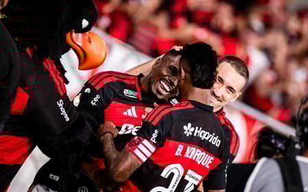 RIO DE JANEIRO, RJ, BRASIL, 22.04.2026: ESPORTE-FUTEBOL-COPA DO BRASIL - Em jogo válido pela quinta fase da Copa do Brasil de 2026 o Flamengo recebe a equipe do Vitoria no Estádio do Maracanã, no Rio de Janeiro.(Foto: Thiago Mendes/W9 PRESS/Folhapress)