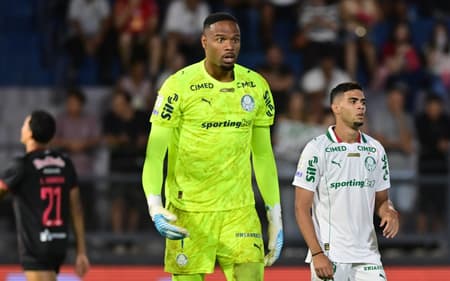 Carlos Miguel no duelo entre Cerro Porteño e Palmeiras (Foto: Eduardo Carmim/Photo Premium/Folhapress)