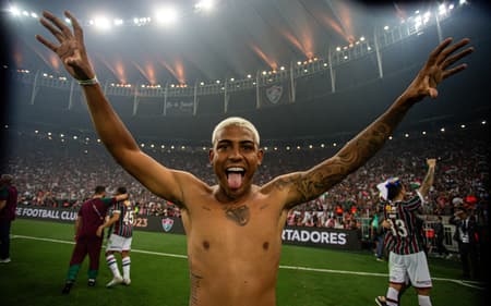 John Kennedy comemora título do Fluminense na Libertadores 2023 contra o Boca Juniors (Foto: Marcelo Gonçalves/ Fluminense FC)