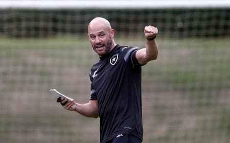 Franclim Carvalho é o novo técnico do Botafogo (Foto: Vítor Silva/Botafogo)