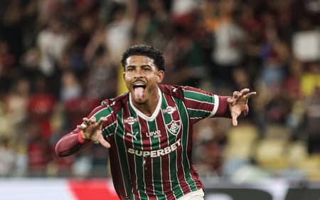 John Kennedy comemora gol em Fluminense x Flamengo (Lucas Merçon/ Fluminense FC)