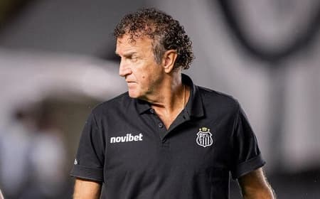 Cuca durante partida entre o Santos e o Remo, na Vila Belmiro. (Foto: Raul Baretta/ Santos FC)