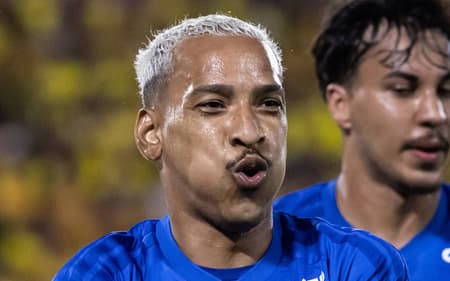 Barcelona-EQU x Cruzeiro, no Estádio Monumental Isidro Romero Carbo, em Guayaquil-EQU (Foto: Gustavo Aleixo/Cruzeiro)