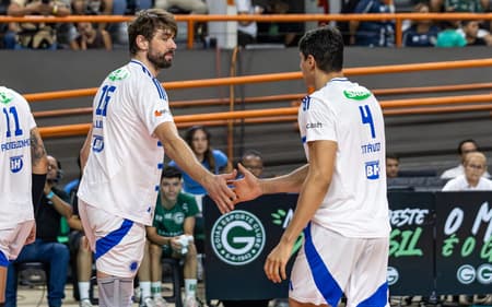 Lucão e Otávio, centrais do Sada Cruzeiro (Foto: Karen Yohanna)