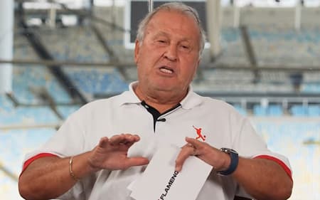 Zico apresenta programa na Flamengo TV (Foto: Reprodução Flamengo TV)