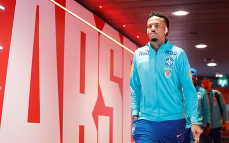 Esta lesão não gera preocupação visando Copa do Mundo (Foto: Rafael Ribeiro/CBF)