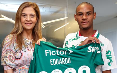 Eduardo Conceição assinou primeiro contrato profissional com o Palmeiras