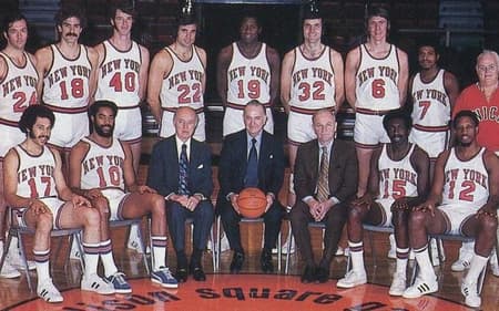 Elenco do New York Knicks em 73, ano do último campeonato (Foto: Reprodução/Redes sociais)