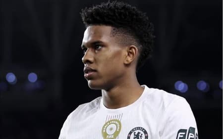 Estêvão virou assunto no Chelsea (Foto: Reprodução Instagram Estêvão)