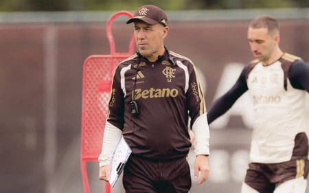 Leonardo Jardim comanda treino do Flamengo no Ninho do Urubu (Foto: Adriano Fontes / Flamengo)