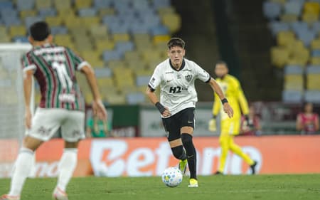 Román pelo Atlético (Foto: Pedro Souza / Atlético)