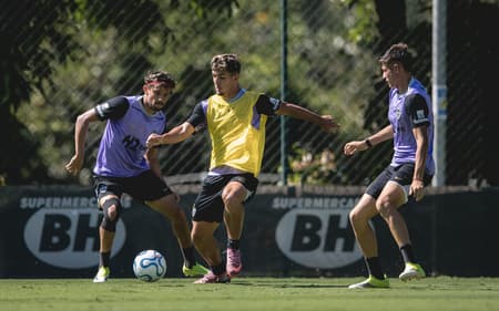 Treinamento preparação contra o Cienciano (Foto: Pedro Souza / Atlético)