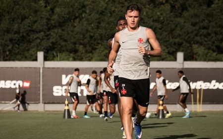 Jogadores do Vasco durante treino nesta quarta-feira (8) (Foto: Dikrah Sahagian/Vasco)
