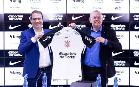 Marcelo Paz, executivo de futebol, e Osmar Stabile, presidente do Corinthians (Foto: Rodrigo Coca/Ag.Corinthians)