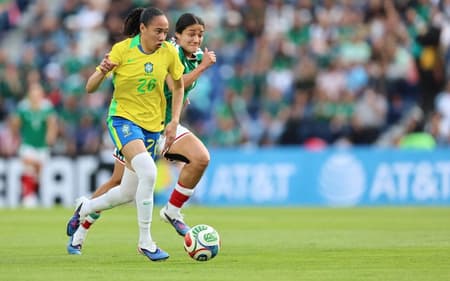 Aline Gomes durante amistoso Brasil x México. (Foto: Lívia Villas Boas / Staff Images / CBF)