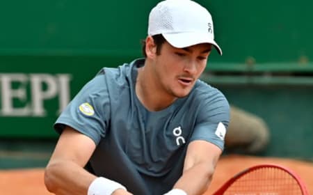 João Fonseca em uma das vitórias em Monte Carlo (Reprodução)