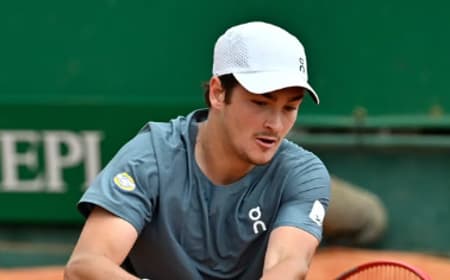 João Fonseca em uma das vitórias em Monte Carlo (Reprodução)