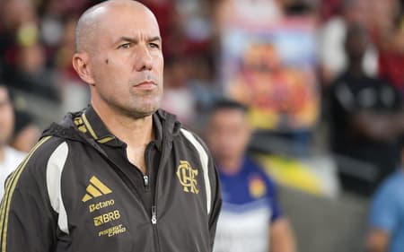 Leonardo Jardim no comando do Flamengo (Foto: Thiago Ribeiro/AGIF/Folhapress)
